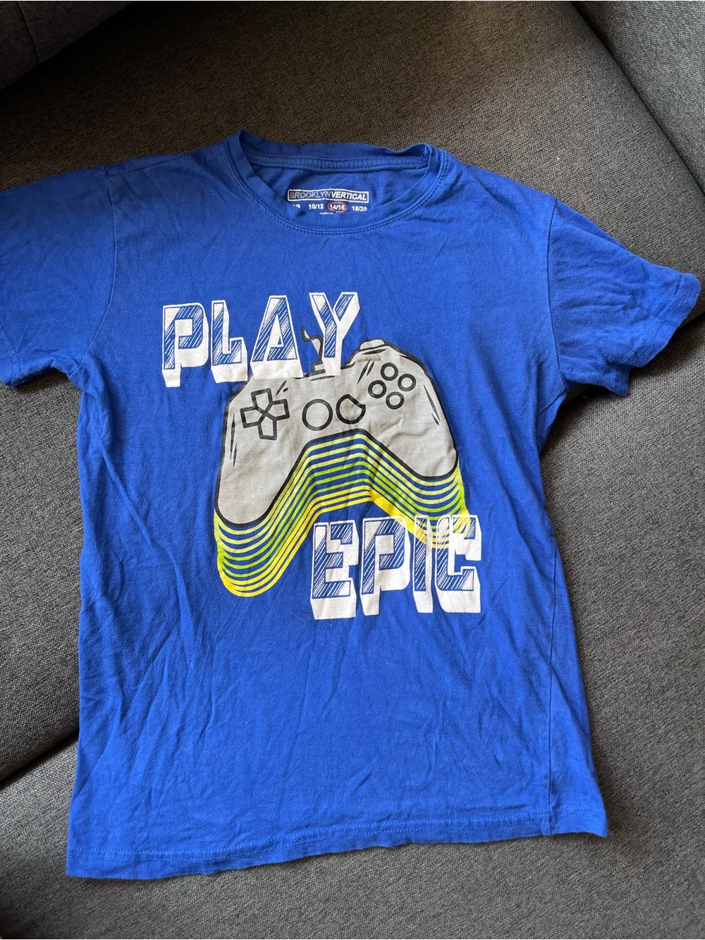 Boys Gaming Controller Graphic T-Shirt Blue Youth XL 14/16 Play Epic